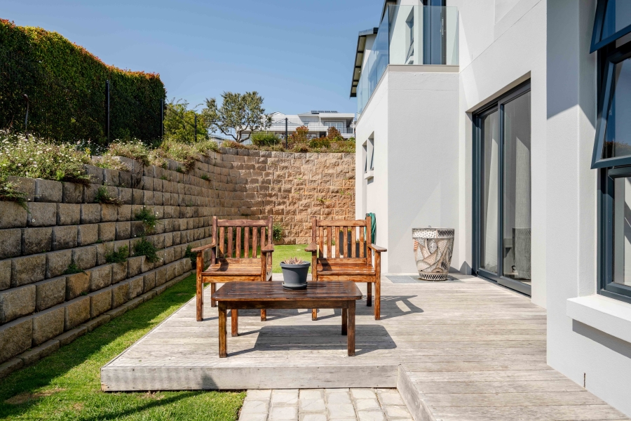 4 Bedroom Property for Sale in Brackenridge Western Cape